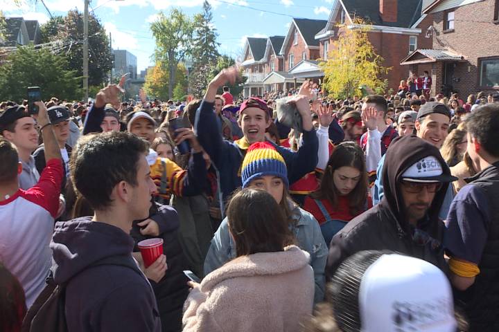 Queen’s University homecoming marred by large, unsanctioned street party – Kingston