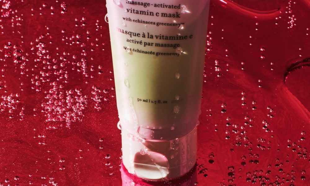 This Vitamin C Mask Changes Colors on Your Face But It’s Not All Instagram Bait | Healthyish