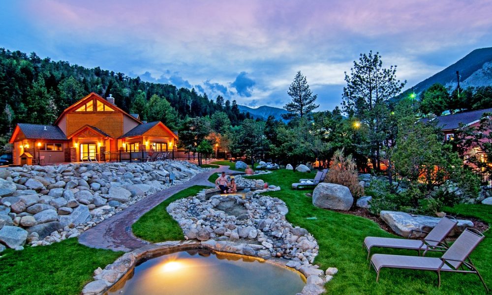 Colorado’s Best Hot Springs | Bon Appetit