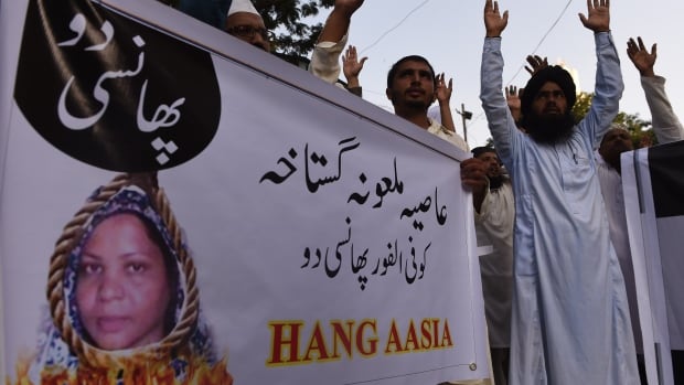 Conservatives call for asylum for Pakistani woman released from blasphemy death sentence