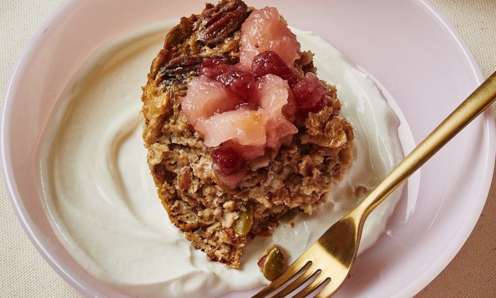 Baked Oatmeal Is the Absolute Perfect Thing to Eat on Thanksgiving Morning | Healthyish
