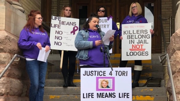 ‘Send her back!’: Woodstock protesters angry killer Terri-Lynne McClintic now at healing lodge