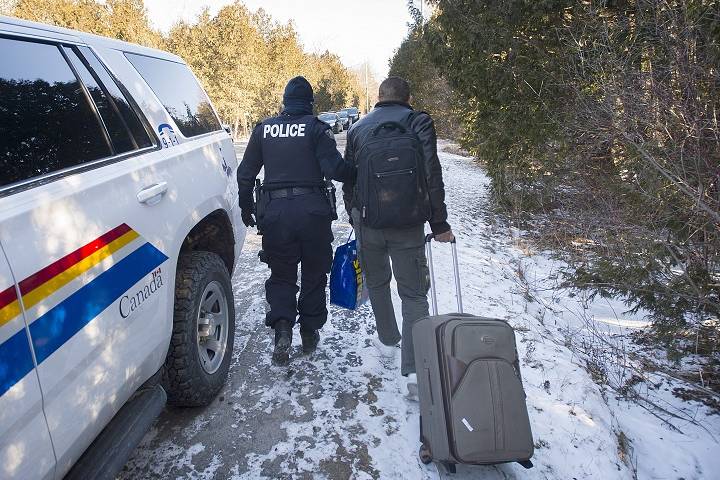 Roxham Road residents near Canada-U.S. border to be paid for asylum seeker disruption