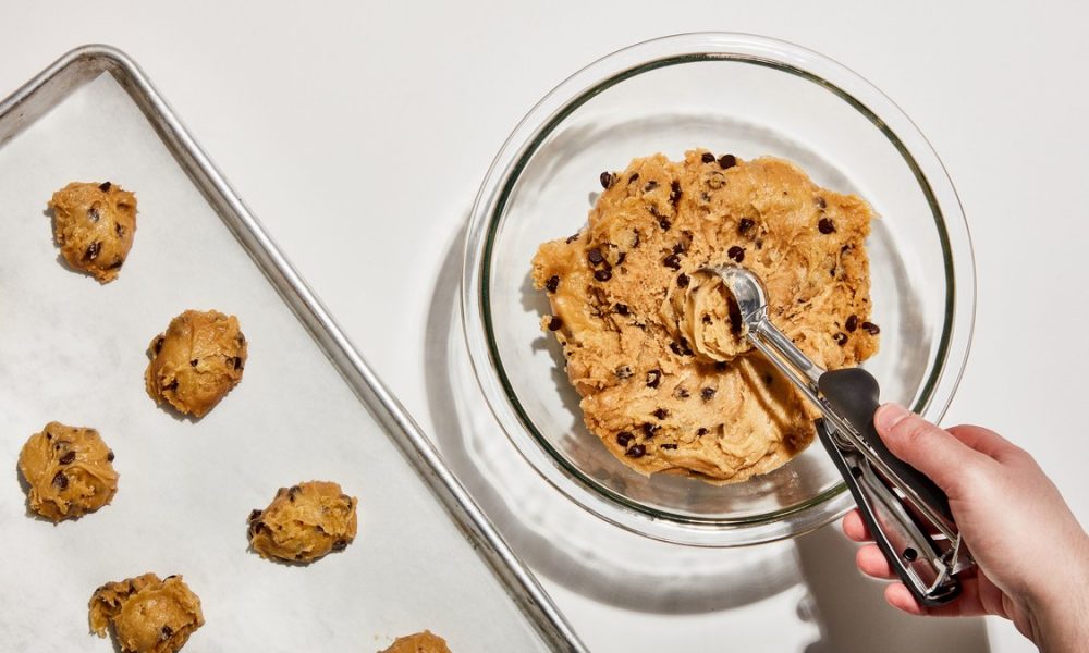 This Cookie Scoop Will Fool Your Friends Into Thinking the Rest of Your Life Is Perfect Too