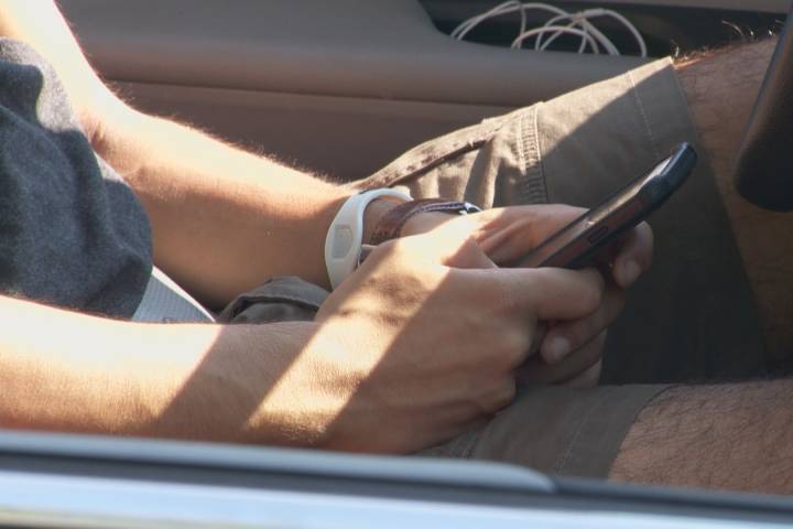 Stiff new penalties for distracted, impaired driving in Ontario begin on Jan. 1