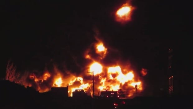 Smoke covers Beauceville as used tires catch fire outside Royal Mat plant