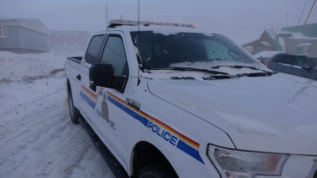 Iqaluit shooter in custody after standoff, police say