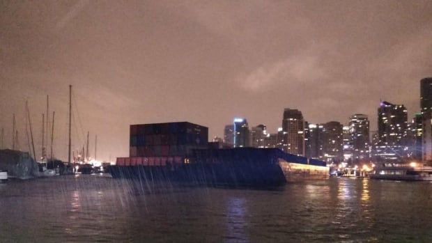 Runaway barges cause more than $1M in property damage, Vancouver police say