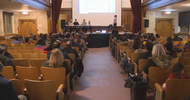 Parents voice concerns over relocation of students at Westmount Park School – Montreal