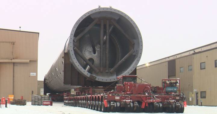 Second oversized load headed to Fort Saskatchewan along Highways 14 and 21