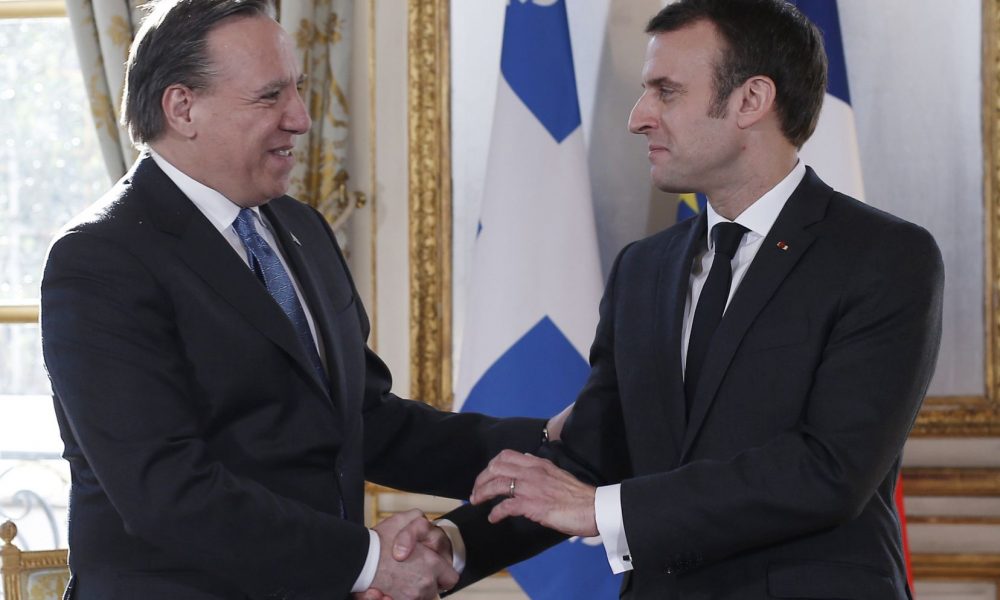 Emmanuel Macron reçoit François Legault à l’Élysée