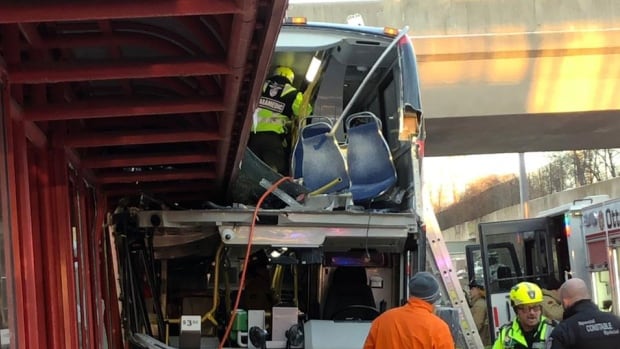 3 dead in bus crash at Ottawa transit station