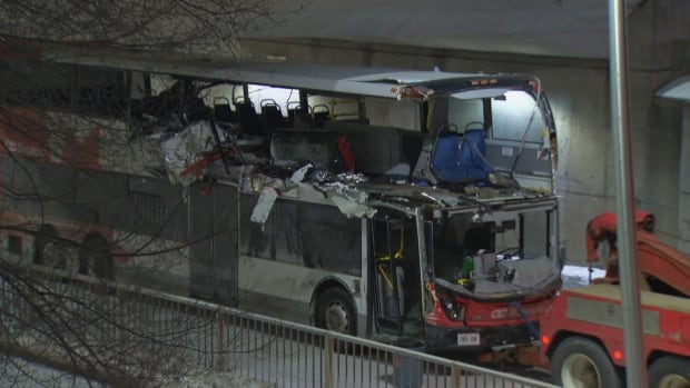 Ottawa bus riders concerned about safety of double-deckers
