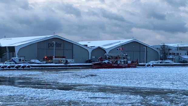 Car plunges into Lake Ontario at Billy Bishop Airport