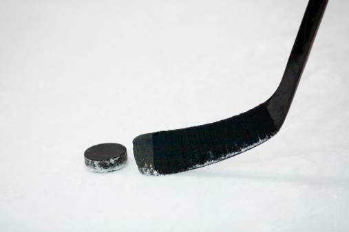 Quebec government creates guidelines to control problem hockey parents – Montreal