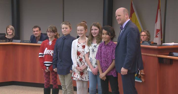 Elementary students challenge Quispamsis town council on climate change – New Brunswick