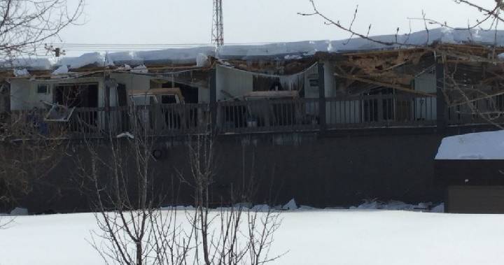 Roofs collapse across Quebec after province struck by heavy snow, rain – Montreal